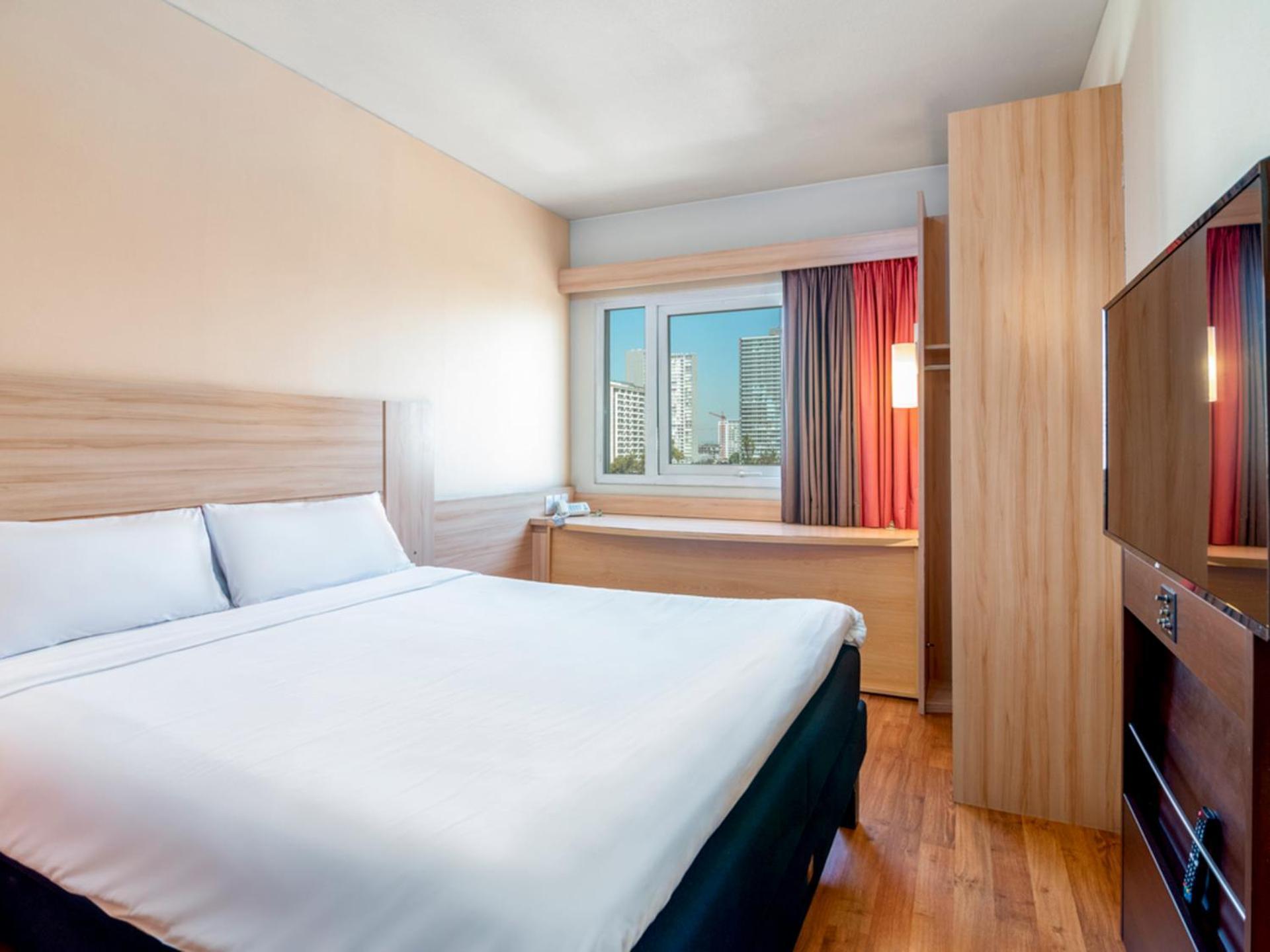 Ibis Santiago Estacion Central Екстериор снимка